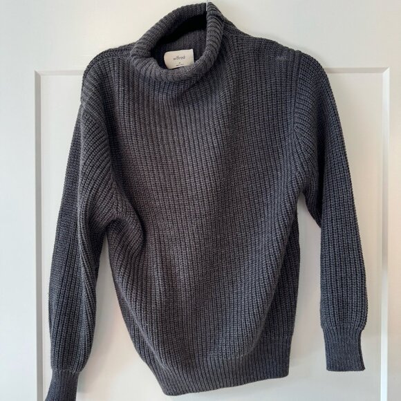Aritzia Turtleneck - Merino Wool Wilfred Gray Sweater size XS ‼️FREE SHIPPING‼️ - Picture 2 of 5